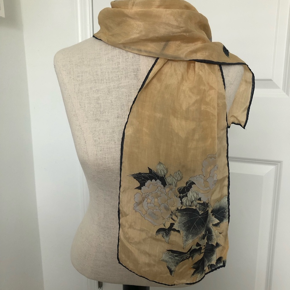 Vintage Sacha Elegant Floral Silk Scarf